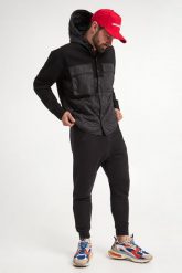 Spodnie dresowe męskie DSQUARED2. Spodnie dresowe męskie Dsquared2, bez wzorów, z dresówki. W wyprzedaży za 1,439.20 zł.