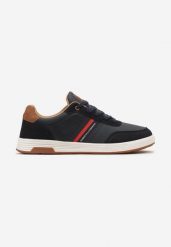 Granatowe Buty Sportowe z Ozdobnymi Wstawkami i Sznurowaniem Cinetra. Niebieskie buty sportowe na co dzień męskie Born2be, bez zapięcia. Za 139.99 zł.