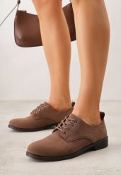 Brązowe Półbuty Oksfordki Yotella. Brązowe półbuty damskie Born2be, bez wzorów, z jeansu, klasyczne, bez obcasa, na płaskiej podeszwie. Za 79.99 zł.