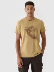 4F T-shirt regular z nadrukiem męski - beżowy S. Brązowe t-shirty męskie 4f, m, bez wzorów, z bawełny, bez kołnierzyka. W wyprzedaży za 39.99 zł.