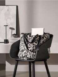 Torba na zakupy - kremowy. Białe torebki klasyczne damskie Sinsay, bez wzorów, bez dodatków. Za 39.99 zł.