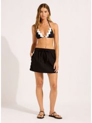 Seafolly Spódnica w kolorze czarnym rozmiar: M. Czarne spódniczki damskie Seafolly, m, bez wzorów, z podwyższonym stanem, mini, proste. Za 138.45 zł.