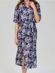 Wiskozowa sukienka midi z kołnierzykiem w kwiaty - wielobarwny. Sukienki damskie Sinsay, l, bez wzorów, z wiskozy, bez kołnierzyka, bez ramiączek, midi. Za 49.99 zł.