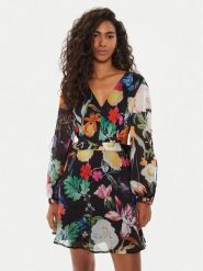 Guess Sukienka letnia Farrah W3GK81 WCWF2 Kolorowy Regular Fit. Sukienki damskie Guess, na lato, s, z aplikacjami, z syntetyku, bez kołnierzyka, bez ramiączek. Za 449.99 zł.