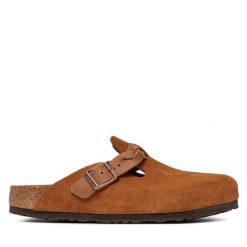 Klapki Birkenstock. Brązowe klapki damskie Birkenstock, bez wzorów, bez obcasa. Za 579.99 zł.