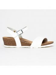 Sunbay Sandały "Esperance" w kolorze białym na koturnie rozmiar: 38. Białe sandały damskie Sunbay, bez wzorów, bez obcasa, na koturnie. Za 164.95 zł.