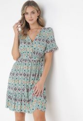 Zielona Wiskozowa Sukienka Mini z Gumką i Materiałowym Paskiem w Pasie Upshaw. Zielone sukienki damskie Born2be, na co dzień, l, bez wzorów, z materiału, bez kołnierzyka, bez ramiączek, mini, proste. W wyprzedaży za 63.99 zł.