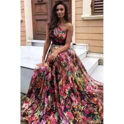 Sukienka LEANA. Sukienki damskie Sukienka LEANA, l, bez wzorów, bez kołnierzyka, bez ramiączek. W wyprzedaży za 129.00 zł.