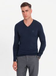 Męski elegancki sweter BASIC V-neck z wiskozą – granatowy V2 OM-SWBS-0107 - XXL. Niebieskie swetry męskie Ombre Clothing, l, bez wzorów, z dzianiny, bez kołnierzyka. W wyprzedaży za 89.99 zł.