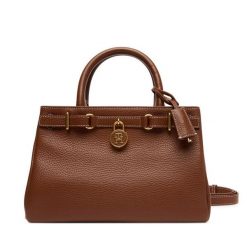 Torebka Tommy Hilfiger. Brązowe torebki klasyczne damskie Tommy Hilfiger, bez wzorów, bez dodatków. Za 1,099.00 zł.
