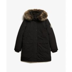 Parka z sztucznego futra damska Superdry Everest. Czarne parki damskie Superdry., na zimę, bez wzorów. W wyprzedaży za 797.20 zł.