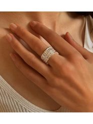 Les Petites Précieuses Srebrny pierścionek z cyrkoniami rozmiar: 52. Szare pierścionki damskie Les Petites Précieuses, z cyrkonią, srebrne. Za 219.60 zł.