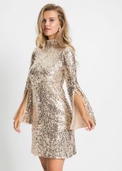 Sukienka z cekinami i rozkloszowanymi rękawami. Czarne sukienki damskie bonprix, na imprezę, bez wzorów, bez kołnierzyka, bez ramiączek, rozkloszowane. Za 159.99 zł.