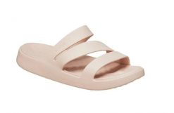 Klapki damskie Crocs 2095876UR. Czerwone klapki damskie Crocs, bez wzorów, z materiału, bez obcasa. Za 199.99 zł.