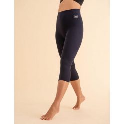 Legginsy nocne capri FIR 160 den Nina. Czarne koszule nocne damskie Anaissa, s, bez wzorów, z poliamidu. W wyprzedaży za 150.00 zł.