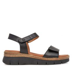 Sandały Tamaris. Czarne sandały damskie Tamaris, bez wzorów, bez obcasa, na koturnie. Za 259.99 zł.