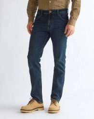 SPODNIE MĘSKIE WRANGLER GREENSBORO RUSH 112386847. Spodnie materiałowe męskie Wrangler, bez wzorów, z jeansu. Za 269.99 zł.