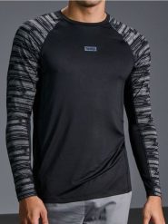 Koszulka sportowa - czarny. Czarne t-shirty sportowe męskie Sinsay, l, z materiału, bez ramiączek. W wyprzedaży za 17.99 zł.