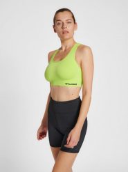 Damski bezszwowy biustonosz sportowy Hummel Tif. Zielone biustonosze sportowe damskie HUMMEL, bez wzorów, z dzianiny. Za 86.95 zł.