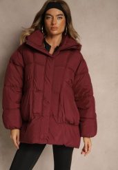 Bordowa Kurtka Oversize z Pikowanymi Przeszyciami i Kapturem Galeana. Czerwone kurtki damskie Renee, na zimę, l, bez wzorów, z dzianiny. Za 199.99 zł.