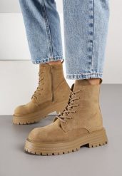 Ciemnobeżowe Klasyczne Botki Workery Vemivra. Brązowe botki damskie Born2be, z jeansu, klasyczne, bez obcasa, na płaskiej podeszwie, bez zapięcia. Za 169.99 zł.