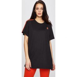 Adidas Originals - Top. Czarne topy damskie adidas Originals, bez wzorów, z bawełny, bez kołnierzyka. W wyprzedaży za 99.90 zł.