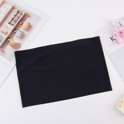 Biustonosz opaska elastyczny do codziennych stylizacji Himadri. Brązowe biustonosze Intica, bez wzorów, z materiału. W wyprzedaży za 59.00 zł.