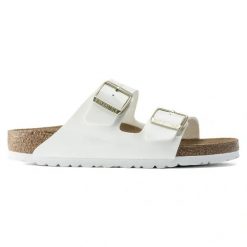 Klapki damskie Birkenstock Arizona BF (1005294). Czerwone klapki damskie Birkenstock, bez wzorów, bez obcasa. Za 399.99 zł.