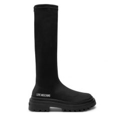 Kozaki LOVE MOSCHINO. Czarne kozaki damskie Love Moschino, bez obcasa, na płaskiej podeszwie. Za 849.99 zł.