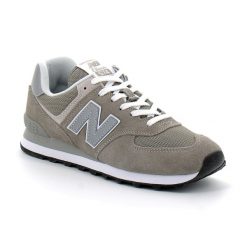 Buty lifestyle męskie New Balance ML574EVG. Czarne buty sportowe na co dzień męskie New Balance, ze skóry, bez zapięcia. Za 459.00 zł.