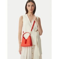 Torebka Furla. Brązowe torebki klasyczne damskie Furla, bez wzorów, bez dodatków. Za 1,019.00 zł.