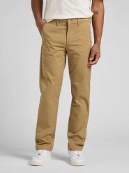 Lee Spodnie chino w kolorze beżowym rozmiar: W31/L34. Brązowe spodnie materiałowe męskie Lee, bez wzorów. Za 152.99 zł.