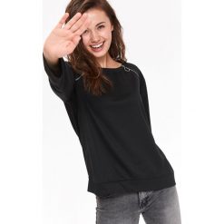 BLUZA DAMSKA NIEROZPINANA, Z SUWAKAMI. Czarne bluzy bez kaptura damskie TROLL, xs, z dzianiny. W wyprzedaży za 44.99 zł.