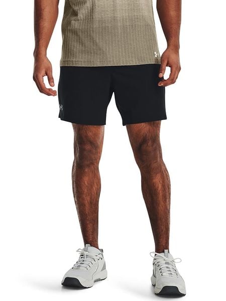 Under Armour Szorty sportowe w kolorze czarnym rozmiar: L. Czarne szorty męskie Under Armour, bez wzorów, z materiału, sportowe. Za 94.95 zł.