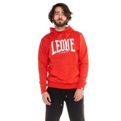 Męska bluza z kapturem Leone 1947 unbrushed – lekka bluza. Czerwone bluzy sportowe męskie LEONE 1947 APPAREL, bez wzorów, z tkaniny, sportowe, bez kołnierzyka, bez ramiączek. W wyprzedaży za 139.75 zł.