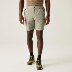 Leesville II męskie spodenki trekkingowe. Brązowe szorty męskie Regatta, bez kołnierzyka. Za 154.50 zł.