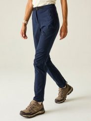 Dare 2b Spodnie funkcyjne "Melodic Pro II" w kolorze granatowym rozmiar: 36. Niebieskie spodnie dresowe damskie Dare 2b, bez wzorów, z materiału. Za 153.34 zł.