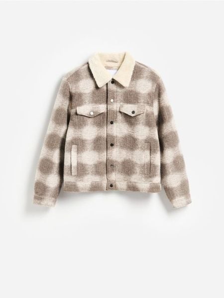Kurtka sherpa z kołnierzem - jasnoszary. Szare kurtki męskie Reserved, l, bez wzorów, z tkaniny, bez kaptura. Za 259.99 zł.