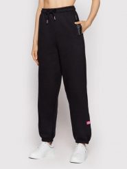 SPODNIE DAMSKIE DRESOWE ELLESSE SPORTOWE S. Czerwone spodnie sportowe damskie Ellesse, l, z dresówki, trekkingowe. Za 179.83 zł.