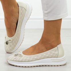 Beżowe skórzane baleriny damskie Filippo Dp6718/25. Brązowe baleriny damskie Filippo, w ażurowe wzory, z jeansu, bez obcasa, na płaskiej podeszwie. Za 189.00 zł.