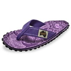 Japonki Gumbies Islander Flip-Flops Unisex Purple Signature GU-FFISL151 fioletowe. Fioletowe klapki damskie bez wzorów, z gumy, bez obcasa. Za 270.62 zł.