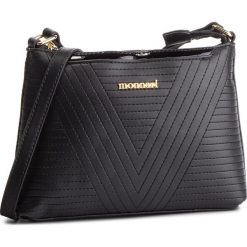 Torebka MONNARI - BAGA022-020 Black. Czarne listonoszki damskie Monnari, bez wzorów, ze skóry ekologicznej, bez dodatków. W wyprzedaży za 99.00 zł.