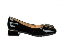 Półbuty Loretta Vitale W5303 Black, Czarny, Skóra naturalna - 38. Czarne półbuty damskie Loretta Vitale, bez wzorów, ze skóry, eleganckie, bez obcasa. W wyprzedaży za 206.10 zł.