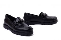 RIEKER 45561-01 black, półbuty damskie. Czarne półbuty damskie Rieker, bez wzorów, bez obcasa. Za 369.90 zł.