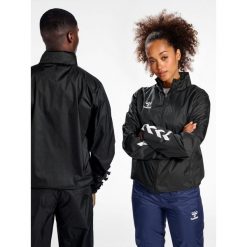 Kurtka ortalionowa piłkarska dla dorosłych Hummel Core XK Spray Jacket. Czarne kurtki damskie HUMMEL, xl, bez wzorów, sportowe, bez kaptura. Za 212.50 zł.