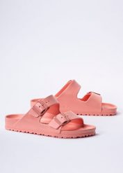 Klapki damskie różowe Birkenstock Arizona EVA. Czerwone klapki damskie Birkenstock, bez wzorów, bez obcasa. Za 199.00 zł.