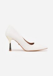 Białe Szpilki VICES z Wkładką ze Skóry Naturalnej i Metalicznym Akcentem Oshiera. Białe szpilki Born2be, z aplikacjami, z jeansu, bez obcasa. Za 99.99 zł.