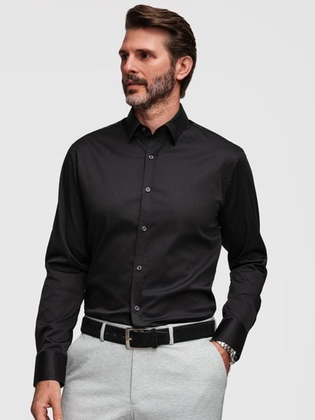 Klasyczna koszula męska SLIM FIT z satynowej tkaniny – czarna V4 - Rozmiar: XL. Czarne koszule męskie Ombre Clothing, m, bez wzorów, z bawełny, bez kołnierzyka, bez ramiączek. Za 289.99 zł.