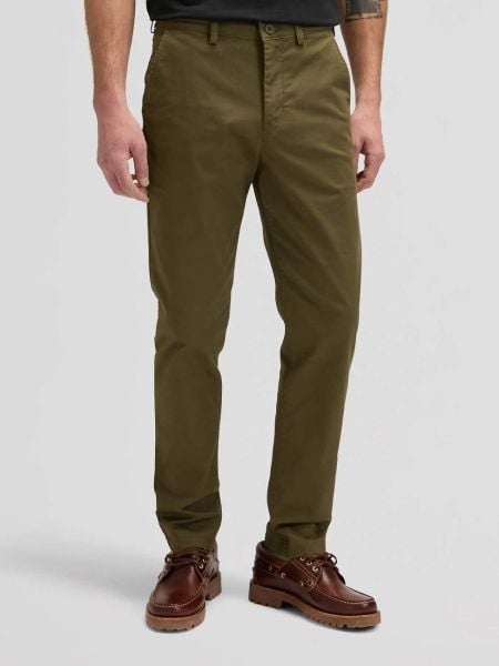 MESKIE SPODNIE LEE SLIM CHINO OLIVE MOSS 112378508. Zielone spodnie materiałowe męskie Lee, bez wzorów, z jeansu. Za 179.99 zł.