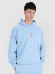 4F Bluza dresowa nierozpinana z kapturem męska - niebieska M. Niebieskie bluzy sportowe męskie 4f, bez wzorów, z bawełny, eleganckie, bez kołnierzyka, bez ramiączek. W wyprzedaży za 99.99 zł.
